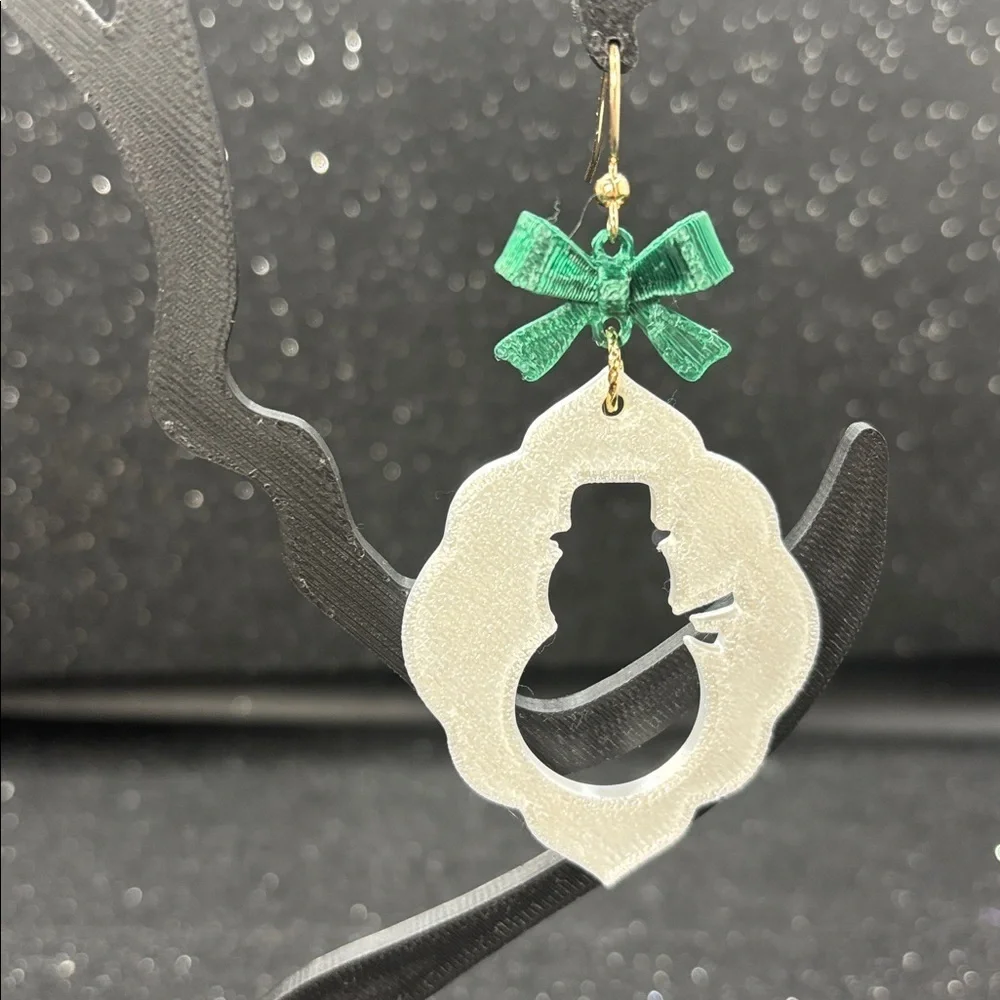 🎀 Frosty Snowman Bow Earrings 🎀
